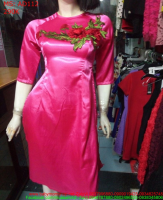 Áo dài nữ cách tân màu hồng thêu hoa đỏ nổi bật AD112