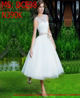 Đầm cô dâu xoè màu trắng phối lưới ren xinh xắn DCE98